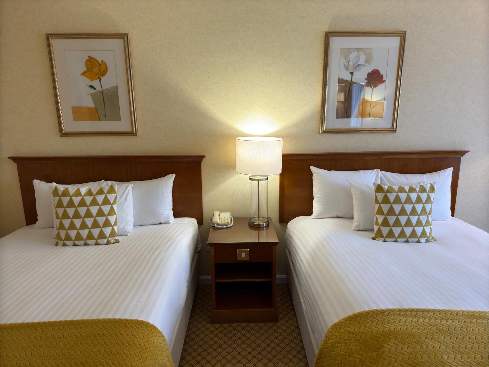 The Aberdeen Dyce Hotel Екстер'єр фото